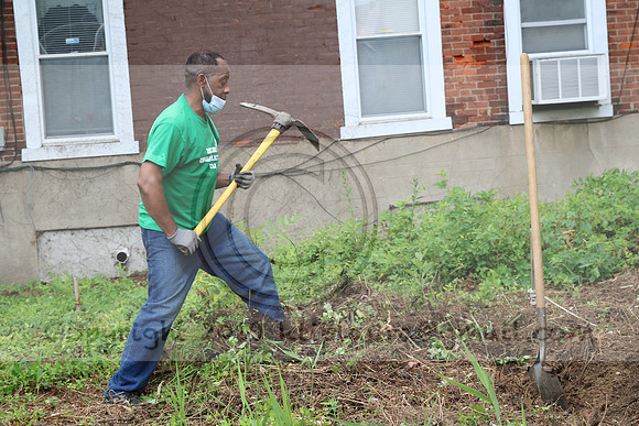 IMG_0166.1226 COMMUNITY GARDEN July 11 2020 @KTIP Laura Elam