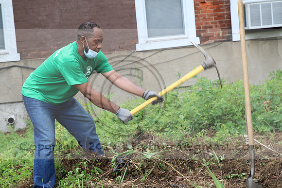 IMG_0169.1226 COMMUNITY GARDEN July 11 2020 @KTIP Laura Elam