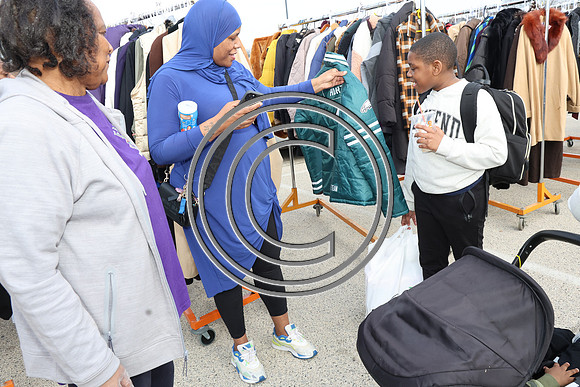 FUN90013 FUNTIMES 032925 WOMEN KNOW YOUR NUMBERS HEALTH & WELLNESS KTIPLAURA