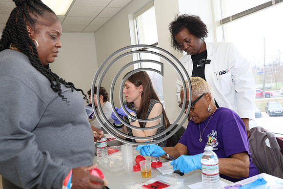 FUN90051 FUNTIMES 032925 WOMEN KNOW YOUR NUMBERS HEALTH & WELLNESS KTIPLAURA