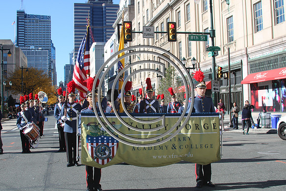 IMG_0114.KTIPllaura VETERANS  PARADE 2018