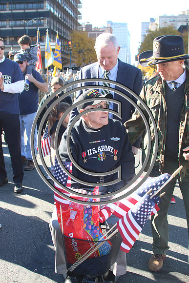 IMG_0256.KTIPllaura VETERANS  PARADE 2018