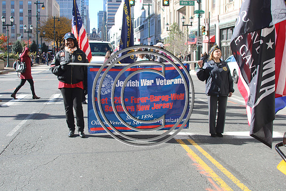 IMG_0177.KTIPllaura VETERANS  PARADE 2018