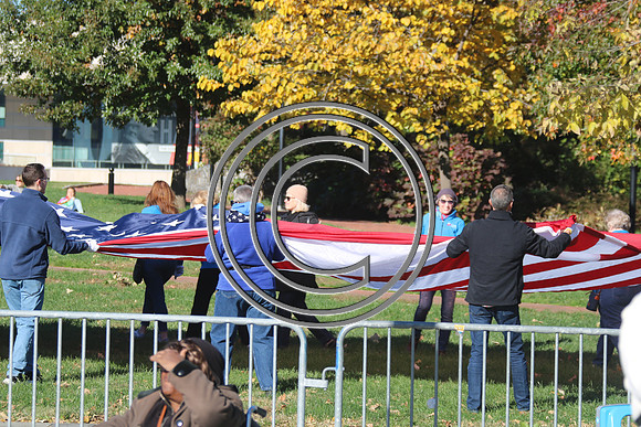 IMG_0236.KTIPllaura VETERANS  PARADE 2018