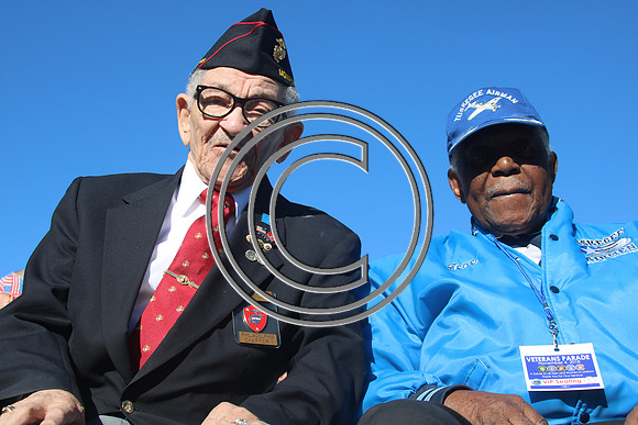 IMG_0193.KTIPllaura VETERANS  PARADE 2018