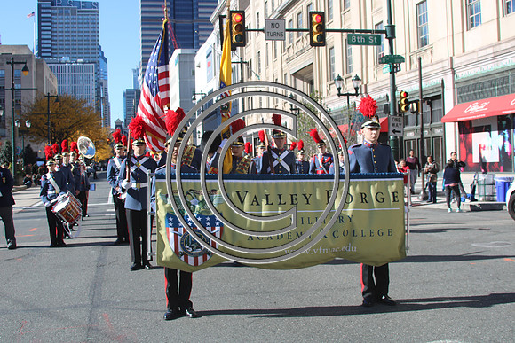 IMG_0115.KTIPllaura VETERANS  PARADE 2018