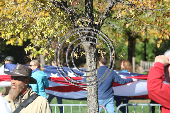 IMG_0235.KTIPllaura VETERANS  PARADE 2018