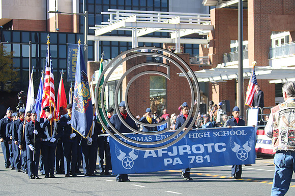 IMG_0214.KTIPllaura VETERANS  PARADE 2018