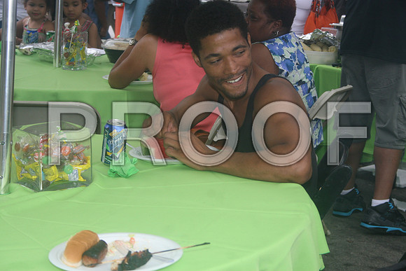 WILTON STREET FAMILY FRIEND 2011 (111)