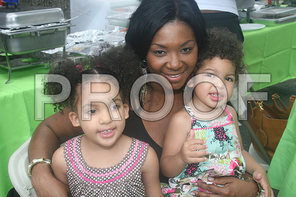 WILTON STREET FAMILY FRIEND 2011 (90)