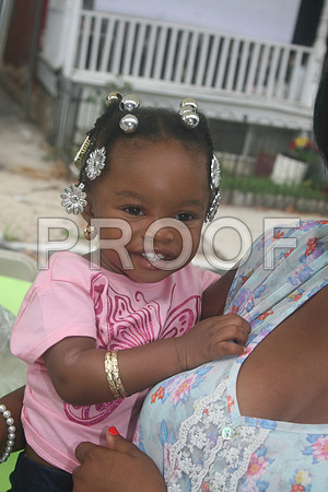 WILTON STREET FAMILY FRIEND 2011 (8)