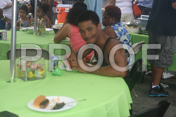 WILTON STREET FAMILY FRIEND 2011 (110)