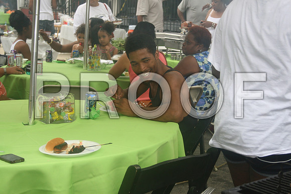 WILTON STREET FAMILY FRIEND 2011 (112)