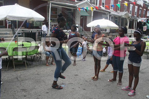WILTON STREET FAMILY FRIEND 2011 (141)