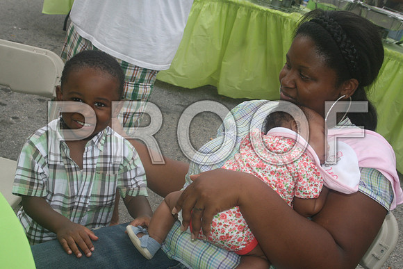 WILTON STREET FAMILY FRIEND 2011 (47)