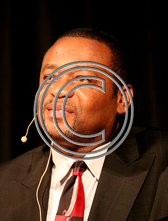 WURD    900AM Dr. Walter P. Lomax's  Brain Strain  The Effect of Trauma on Education  09302015 © Keep Time In Place, with Laura's Photo (9)