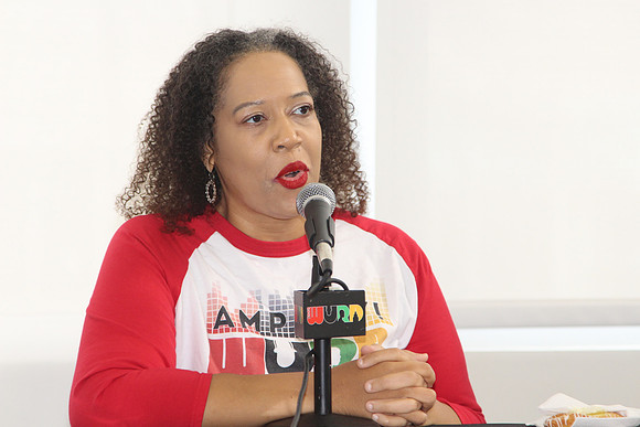 IMG_9579WURD Radio 2017 Empowerment L ELAM 122017