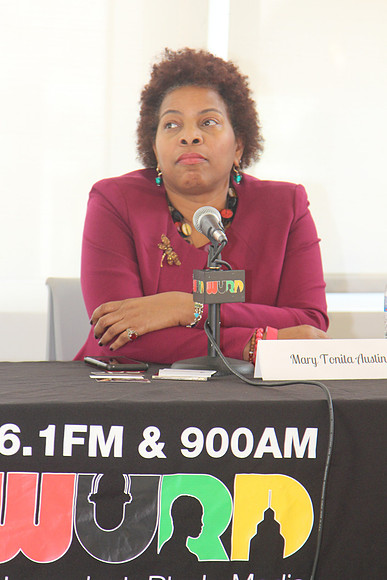 IMG_9251WURD Radio 2017 Empowerment L ELAM 122017