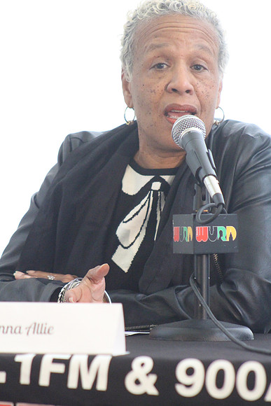 IMG_9696WURD Radio 2017 Empowerment L ELAM 122017