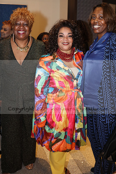 6th Annual WDAS Women of Excellence  April 9, 2022  KTIP Laura IMG_5504