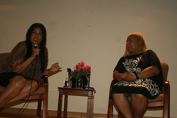 PAM GRIER  FOXY BROWN (50)