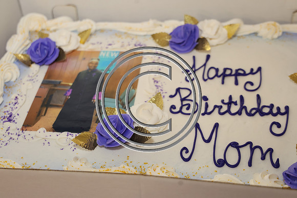 6F2A0041 Delois Corbitt 75th Birthday Party 08102025 0811. ktiplauran