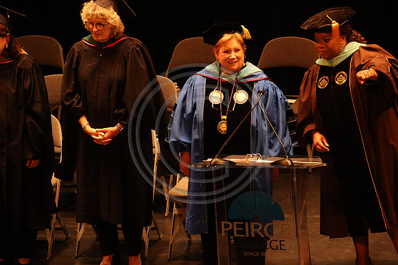 LEET6652.   Peirce College Class 2024  0607  Laura Elam mylifeourlifestory@gmail.com
