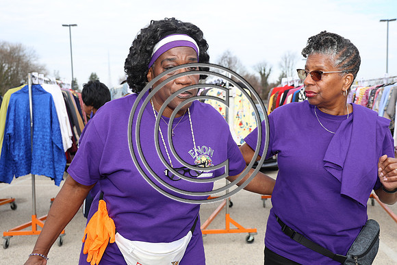 FUN90016 FUNTIMES 032925 WOMEN KNOW YOUR NUMBERS HEALTH & WELLNESS KTIPLAURA