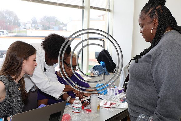 FUN90046 FUNTIMES 032925 WOMEN KNOW YOUR NUMBERS HEALTH & WELLNESS KTIPLAURA