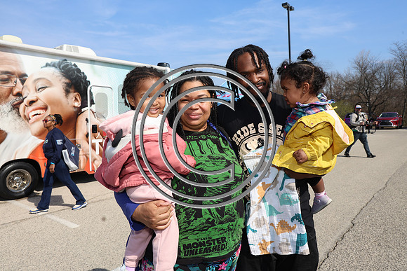 FUN90144 FUNTIMES 032925 WOMEN KNOW YOUR NUMBERS HEALTH & WELLNESS KTIPLAURA