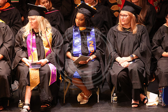 LEET6716.   Peirce College Class 2024  0607  Laura Elam mylifeourlifestory@gmail.com