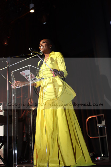 6th Annual WDAS Women of Excellence  April 9, 2022  KTIP Laura IMG_5209
