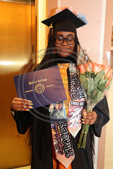 LEET6884.   Peirce College Class 2024  0607  Laura Elam mylifeourlifestory@gmail.com