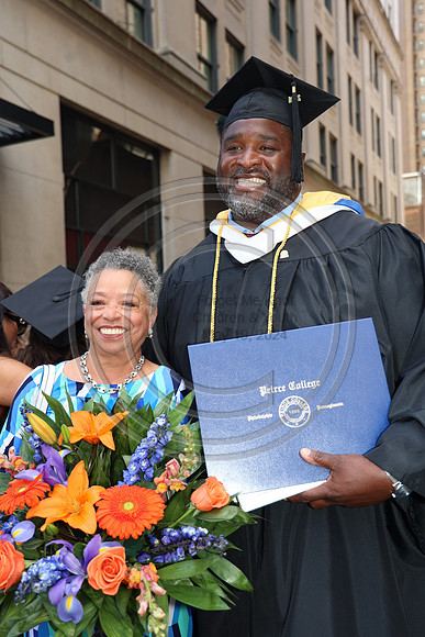 LEET6952.   Peirce College Class 2024  0607  Laura Elam mylifeourlifestory@gmail.com