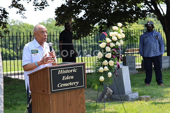 ROSS0109 EDEN CEMETERY 06042025 HEADSTONE UNVEILING CEREMONY Stephen Smith 1795 - 1873 KTIPLAURA