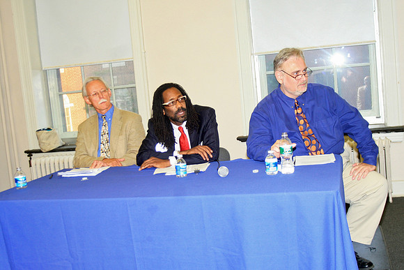 Panel Discussion So Called Controversy At The Presidents HouseSlavery Memorial 06.21 (49)