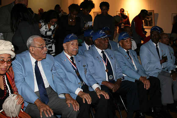 Tuskegee Airmen in Philadelphia 11.04.11. LAURAELAM (51)