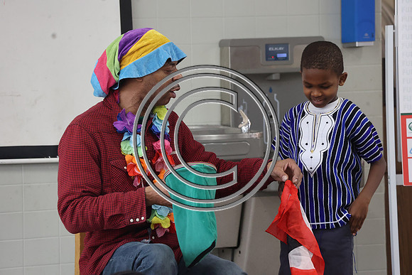 3I7A5811 Black History Month kids at The City School in Fairmount 02 28 2025 ktiplaura