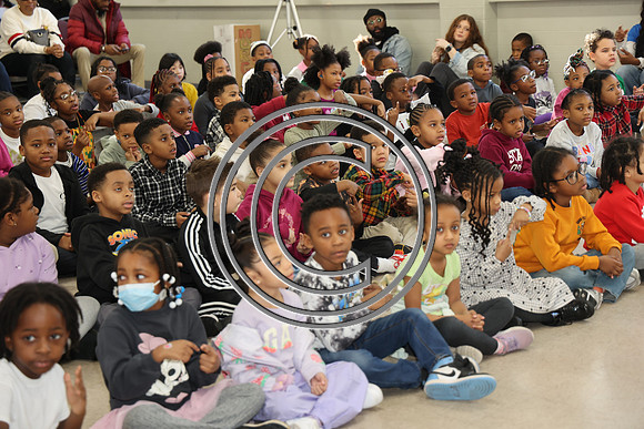3I7A5694 Black History Month kids at The City School in Fairmount 02 28 2025 ktiplaura