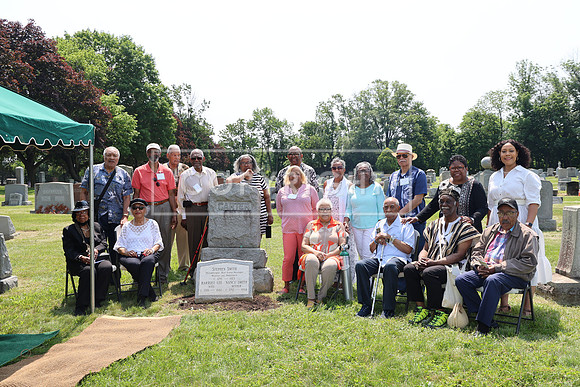 ROSS0186 EDEN CEMETERY 06042025 HEADSTONE UNVEILING CEREMONY Stephen Smith 1795 - 1873 KTIPLAURA