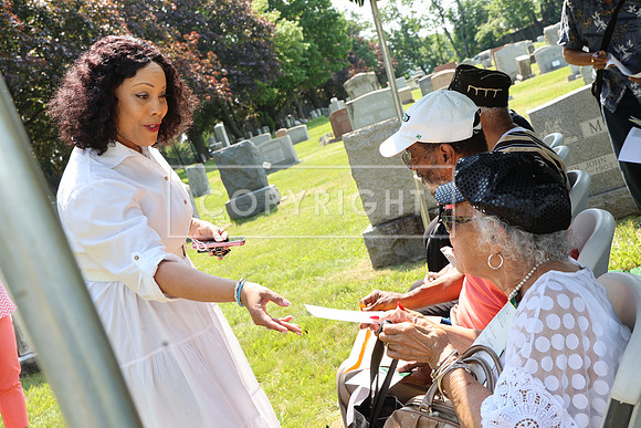 ROSS0049 EDEN CEMETERY 06042025 HEADSTONE UNVEILING CEREMONY Stephen Smith 1795 - 1873 KTIPLAURA