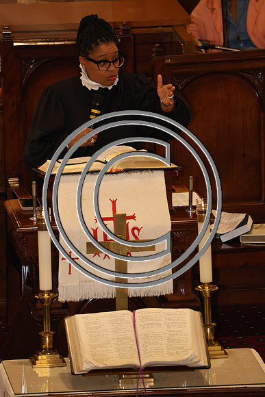 6F2A4172 MOTHER BETHEL CROWNS CELEBRATION 5.11.2025 . KtiplauraPhotos