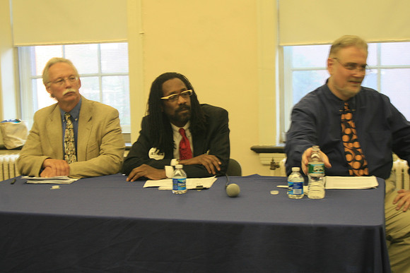 Panel Discussion So Called Controversy At The Presidents HouseSlavery Memorial 06.21 (51)