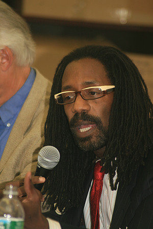 Panel Discussion So Called Controversy At The Presidents HouseSlavery Memorial 06.21 (35)