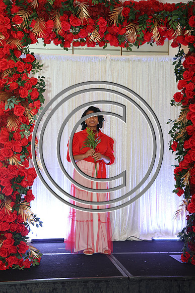 ROSS0149 Teenshop 40th Anniversary Gala B 2025 KTIPLAURA