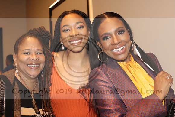 6th Annual WDAS Women of Excellence  April 9, 2022  KTIP Laura IMG_5419