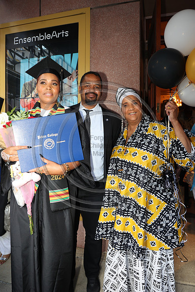 LEET6916.   Peirce College Class 2024  0607  Laura Elam mylifeourlifestory@gmail.com