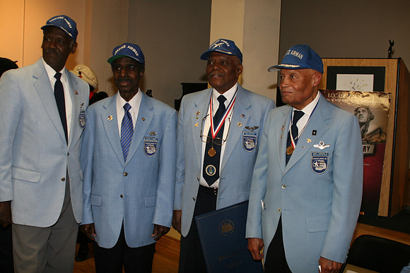 Tuskegee Airmen in Philadelphia 11.04.11. LAURAELAM (220)