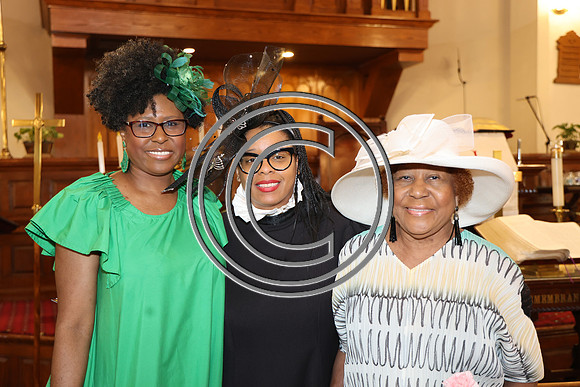 6F2A4415 MOTHER BETHEL CROWNS CELEBRATION 5.11.2025 . KtiplauraPhotos