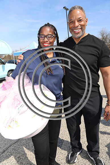 FUN90167 FUNTIMES 032925 WOMEN KNOW YOUR NUMBERS HEALTH & WELLNESS KTIPLAURA